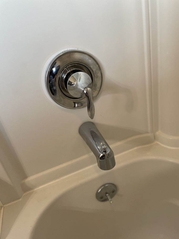 Slide of Astute General Contracting LLC