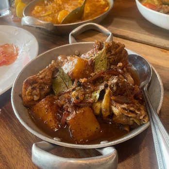 Isla Grand - Chicken adobo, pancit palabok - Filipino Near Me - Pleasant Hill, California