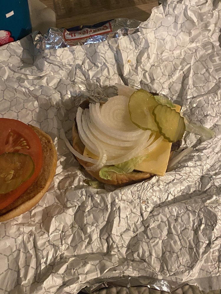 BRAUM’S ICE CREAM AND DAIRY STORE Updated May 2024 20 Photos & 21