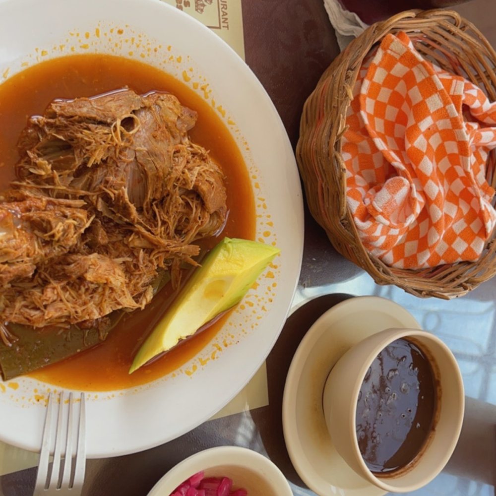 Tres Reyes - Cochinita Pibil - Yucatan Near Me - Mérida, YUC