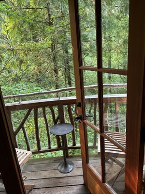 TreeHouse Point by null