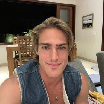 Salon Blanc - Post getting a hair cut, cheers Alan! - Hair Stylists Near Me - Honolulu, Hawaii Salon Blanc - Post getting a hair cut, cheers Alan! - Hair Stylists Near Me - Honolulu, Hawaii