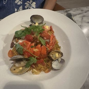 MW Restaurant - New American Near Me - Honolulu, Hawaii