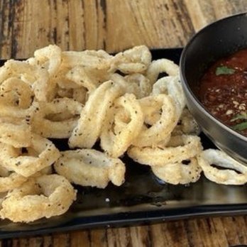 Homeslice - Calamari with no color.  Rubbery & cold - Italian Near Me - Dana Point, California