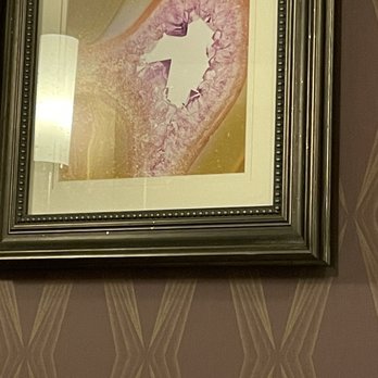 Crowne Plaza Saddle Brook - Dirty art - Hotels Near Me - Saddle Brook, New Jersey