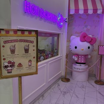Hello Kitty Cafe - Decors (Jun 2026) - Cafes Near Me - Irvine, California Hello Kitty Cafe - Decors (Jun 2026) - Cafes Near Me - Irvine, California