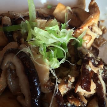 Star Noodle - Sautéed mushrooms - Asian Fusion Near Me - Lahaina, Hawaii