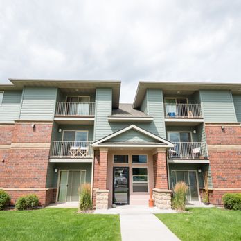 Bridger Property Management - Kagy Village Apartments entrance photo - Apartments Near Me - Bozeman, Montana Bridger Property Management - Kagy Village Apartments entrance photo - Apartments Near Me - Bozeman, Montana