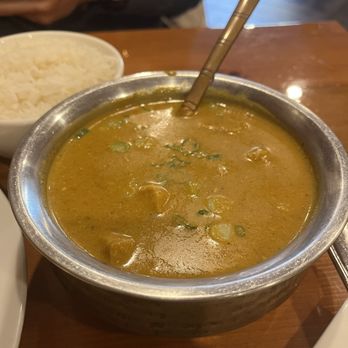 White Yak Restaurant - Tibetan Chicken Curry - Himalayan/Nepalese Near Me - Philadelphia, Pennsylvania White Yak Restaurant - Tibetan Chicken Curry - Himalayan/Nepalese Near Me - Philadelphia, Pennsylvania