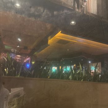 Mad Mex - North Hills - Bar, outdoor and indoor area - Mexican Near Me - Pittsburgh, Pennsylvania Mad Mex - North Hills - Bar, outdoor and indoor area - Mexican Near Me - Pittsburgh, Pennsylvania