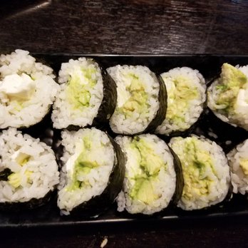 Oishii Sushi - Rolled huge and sloppily. Not evenly distributed - Sushi Bars Near Me - Riverside, California Oishii Sushi - Rolled huge and sloppily. Not evenly distributed - Sushi Bars Near Me - Riverside, California