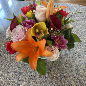 Geno's Flowers - Florists Near Me - Falls Church, Virginia