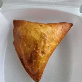 Fatima's Fusion Flavors - Chicken samosa - Asian Fusion Near Me - Manchester, Connecticut Fatima's Fusion Flavors - Chicken samosa - Asian Fusion Near Me - Manchester, Connecticut