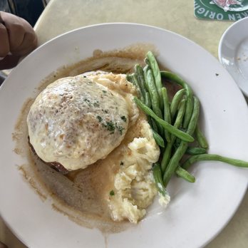 Sailor's Return Restaurant - Chicken cordon bleu - Seafood Near Me - Stuart, Florida