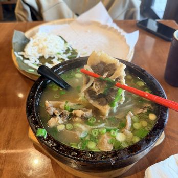 Pho 2 Tô - Oxtail stone bowl pho - Vietnamese Near Me - Orlando, Florida Pho 2 Tô - Oxtail stone bowl pho - Vietnamese Near Me - Orlando, Florida