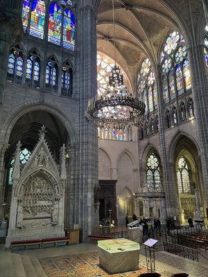 Basilique Cathédrale Saint-Denis by null