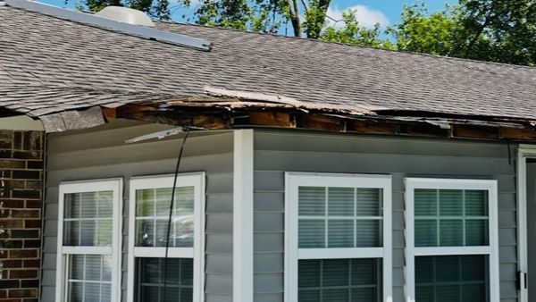 Hammonds & Sons Roofing And Repair Service