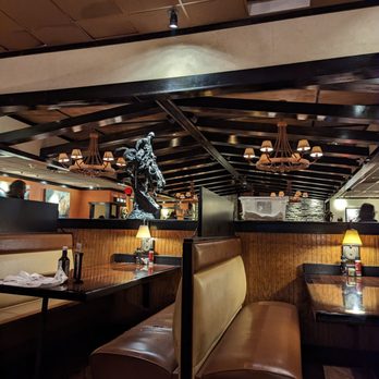 LongHorn Steakhouse - Inside - Steakhouses Near Me - Madison, Mississippi LongHorn Steakhouse - Inside - Steakhouses Near Me - Madison, Mississippi