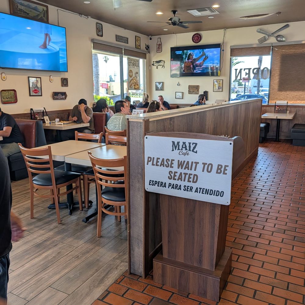 Maiz Cafe - Restaurant interior - Mexican Near Me - Rialto, California Maiz Cafe - Restaurant interior - Mexican Near Me - Rialto, California