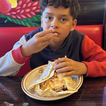 Mi Rancho Authentic Mexican Food - Chicken burrito - Mexican Near Me - Fredericksburg, Virginia Mi Rancho Authentic Mexican Food - Chicken burrito - Mexican Near Me - Fredericksburg, Virginia
