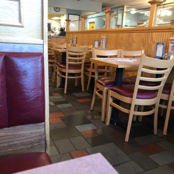 Queen Pizza - Pizza Near Me - East Hartford, Connecticut Queen Pizza - Pizza Near Me - East Hartford, Connecticut