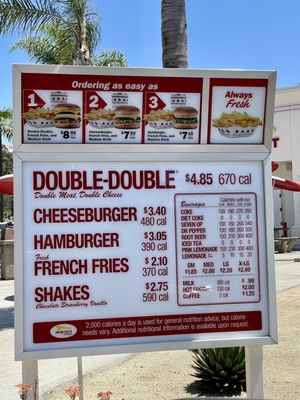 In-N-Out Burger by null