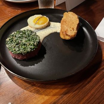 5th & Taylor - Beef Tartare / Capers, Mustard Seed, Brioche - New American Near Me - Nashville, Tennessee