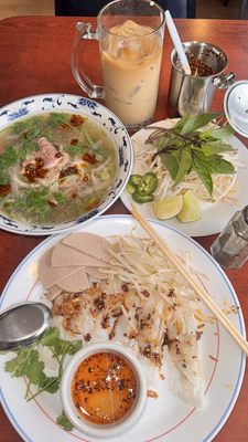 Pho Tay Ho by null
