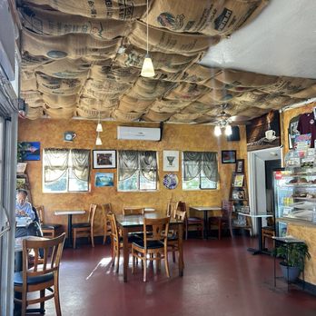 N Street Cafe - Inside - Sandwiches Near Me - Sacramento, California N Street Cafe - Inside - Sandwiches Near Me - Sacramento, California