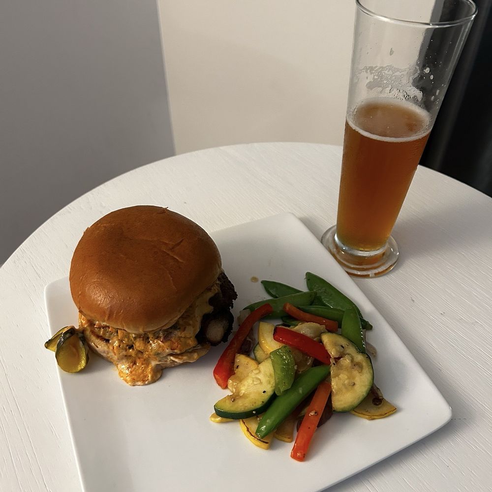 Vue Rooftop - This is the pimento cheese burger and mixed veggies, I loved both! - New American Near Me - Iowa City, Iowa Vue Rooftop - This is the pimento cheese burger and mixed veggies, I loved both! - New American Near Me - Iowa City, Iowa