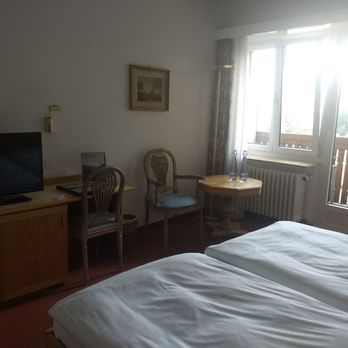 Hotel Steffani - The usual 2 bottles of complimentary mineral water each day - Hotels Near Me - Sankt Moritz, GR