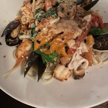 El Quenepo - Seafood Linguini - Caribbean Near Me - Vieques, Puerto Rico