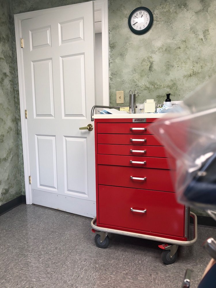 MAINE ORAL & MAXILLOFACIAL SURGERY ASSOCIATES PA 211 Mount Auburn Ave