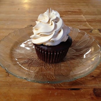 The Pork Peddler - New cupcake flavors every week! - Barbeque Near Me - Salmon, Idaho