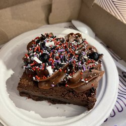 Insomnia Cookies - Loaded Chocolate Chip Brownie