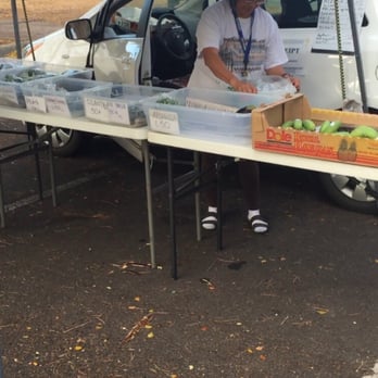 People's Open Market - a woman selling produce - Farmers Market Near Me - Kapolei, Hawaii People's Open Market - a woman selling produce - Farmers Market Near Me - Kapolei, Hawaii