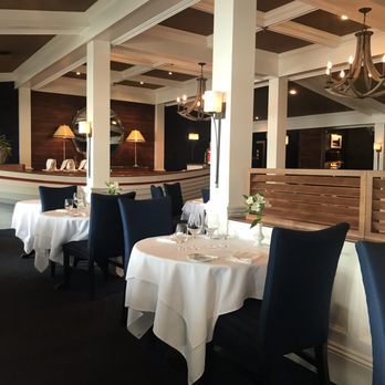 Le Riverain - Restaurant - Canadian (New) Near Me - Ayer's Cliff, Quebec