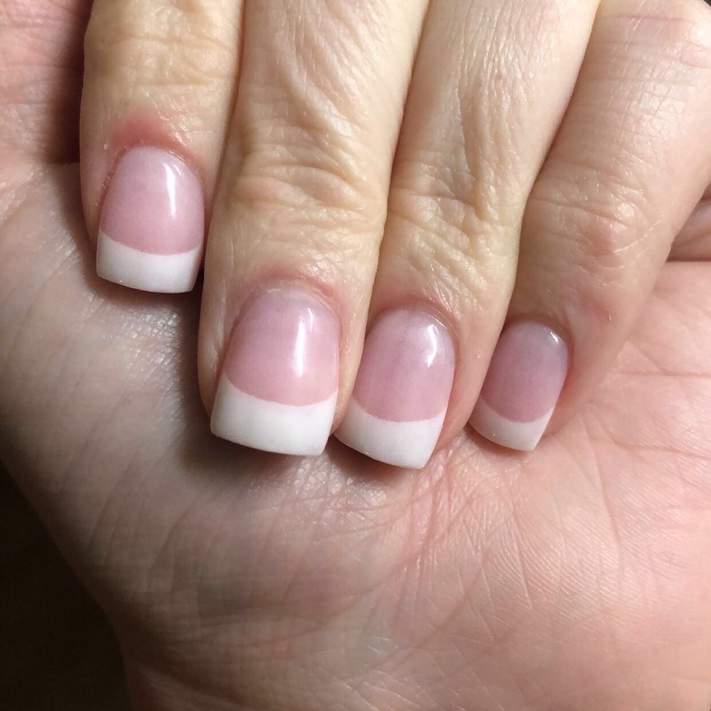 White tips with dip powder White tips with dip powder