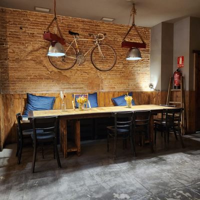 laptop friendly cafe