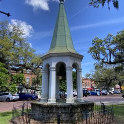 Explore Savannah