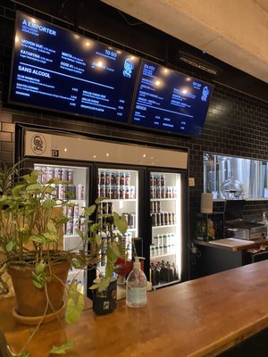 Dispensaire Microbrasserie // Dispensary Brewing Co. by null