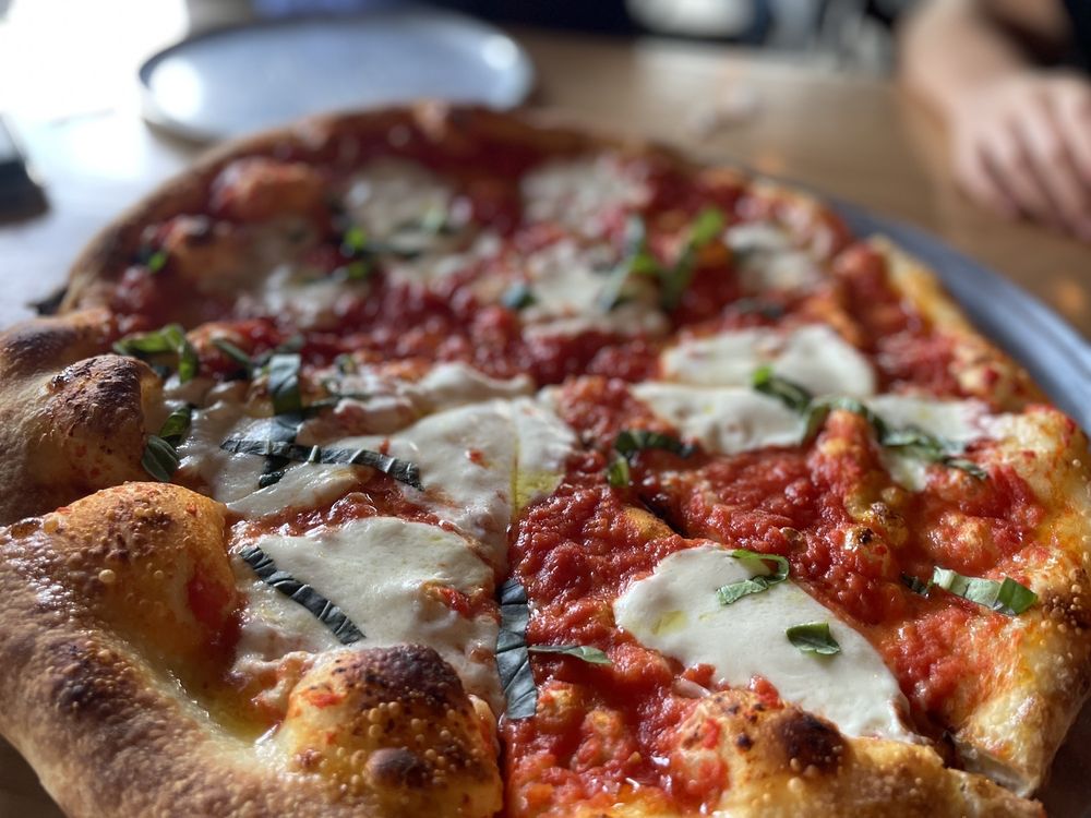 Sidewall Pizza Image