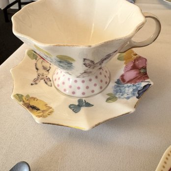 Bella's Tea Room - Cup and saucer - Tea Rooms Near Me - Havre de Grace, Maryland Bella's Tea Room - Cup and saucer - Tea Rooms Near Me - Havre de Grace, Maryland