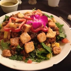Casa De Mina - Mango chicken salad