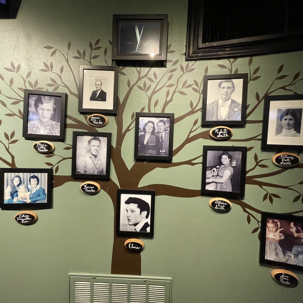 Graceland Mansion - Museums Near Me - Memphis, Tennessee Graceland Mansion - Museums Near Me - Memphis, Tennessee