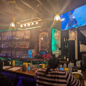 Mixxed DC - Bar - Burgers Near Me - Washington, DC, District of Columbia