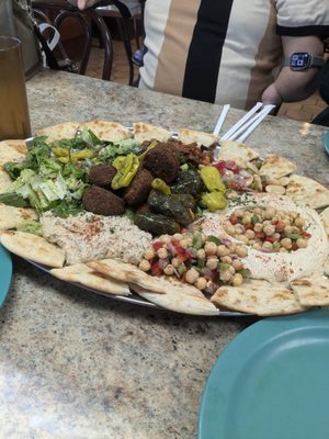 Villa Of Lebanon-Vernon by null