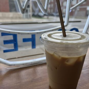 Moonwalker Cafe - Nutso bout you latte (hazelnut and agave) - Coffee & Tea Near Me - Chicago, Illinois