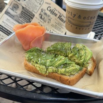 Morty & Edna's - Avo toast - Breakfast & Brunch Near Me - Lake Placid, Florida