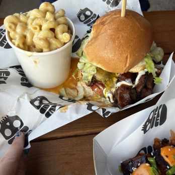 Cold Friends Kitchen - The hot burger - Burgers Near Me - Pittsburgh, Pennsylvania Cold Friends Kitchen - The hot burger - Burgers Near Me - Pittsburgh, Pennsylvania